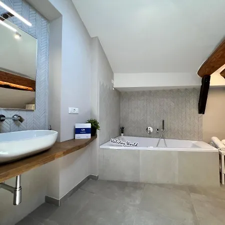 House Torre Piccamiglio By World 公寓