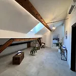 Апартаменты House Torre Piccamiglio By World